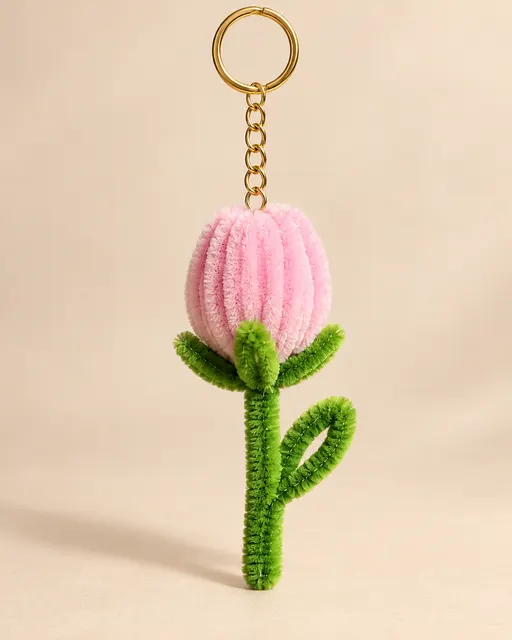 A pink tulip keyring